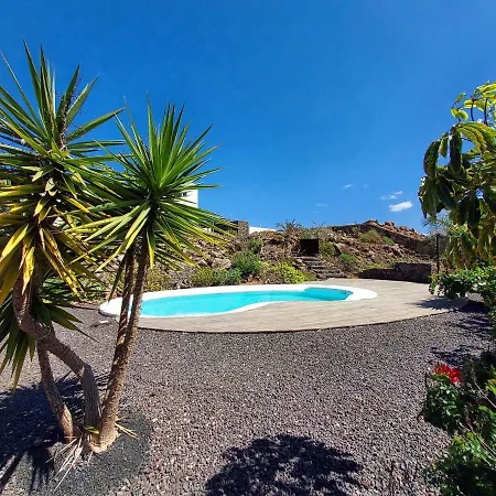 Villa Villa en Lajares. Piscina y Barbacoa